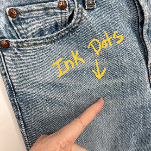 Levi's Premium Wedgie Jeans Womens Sz 26 Button Fly Light Wash High Rise Blue - Picture 2 of 12